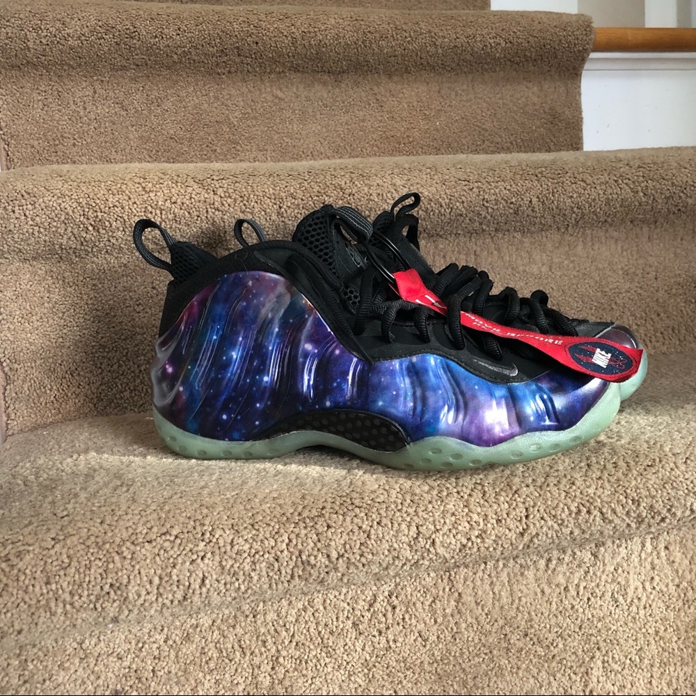 Galaxy foams